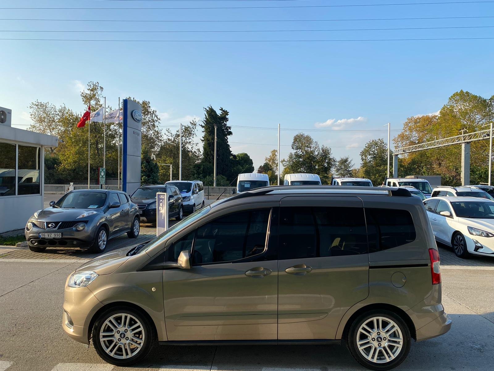 Ford tourneo courier 2018